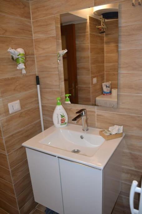 Alex Guest House. Appartamento Napoli