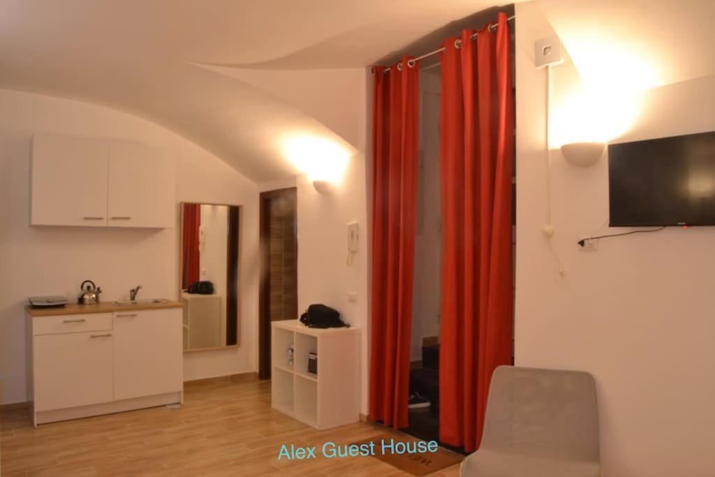 Appartamento Alex Guest House. Napoli